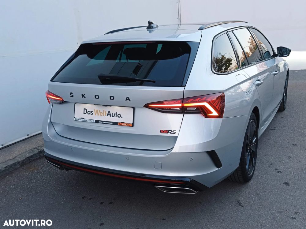 Skoda Octavia Combi RS 2.0 TDI DSG 4X4 - 11