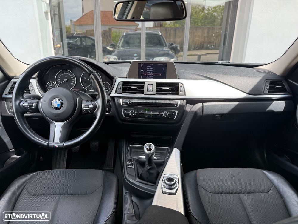 BMW 318 d Modern Line - 15