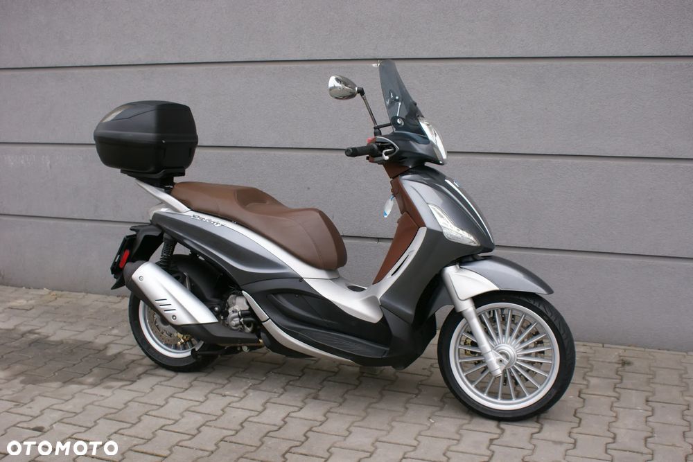 Piaggio Beverly - 2