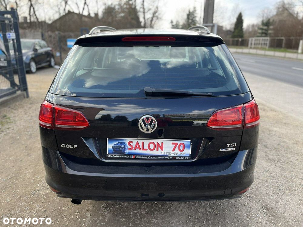 Volkswagen Golf - 6