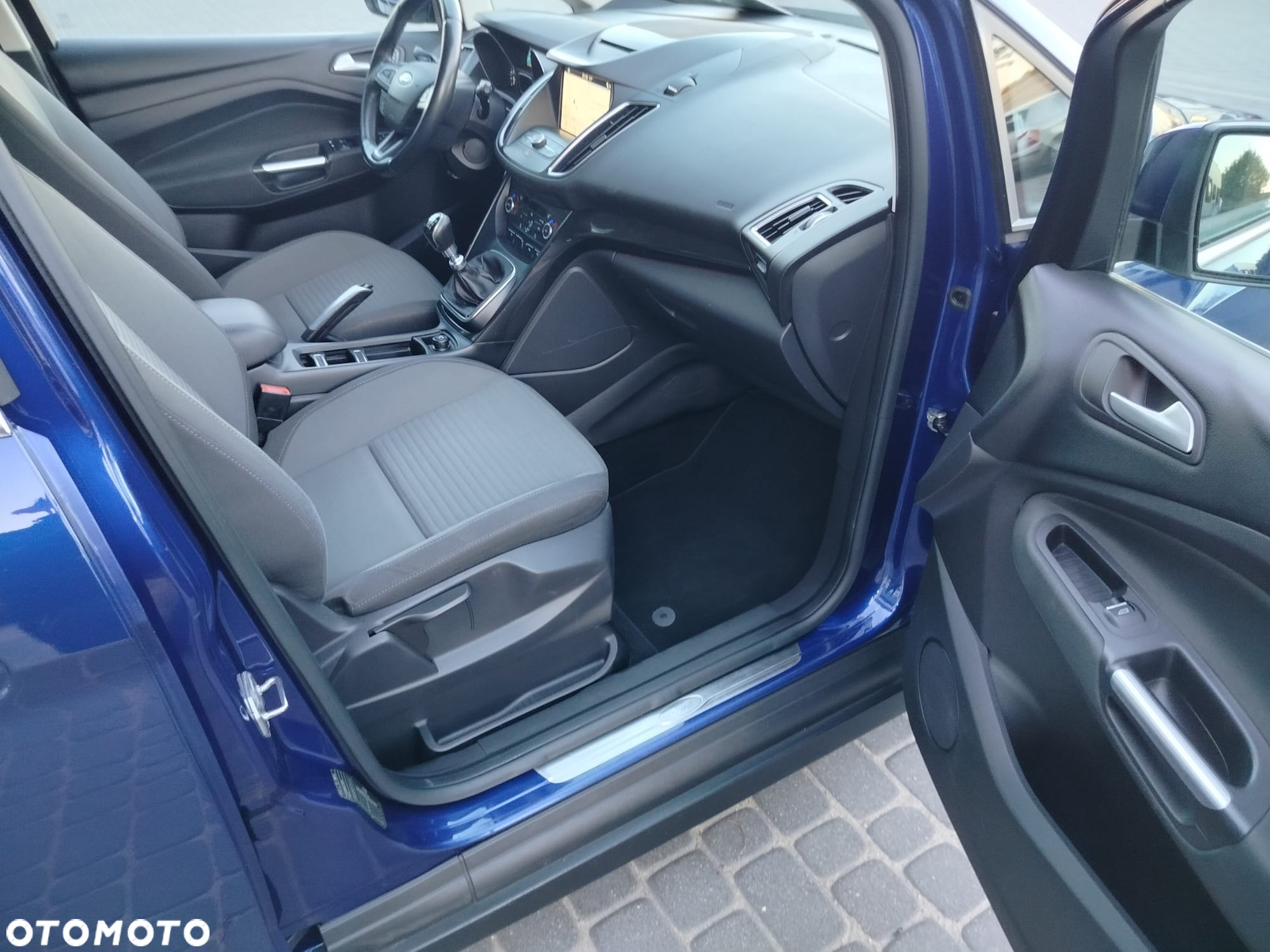 Ford Grand C-MAX 1.5 EcoBoost Start-Stopp-System Titanium - 25