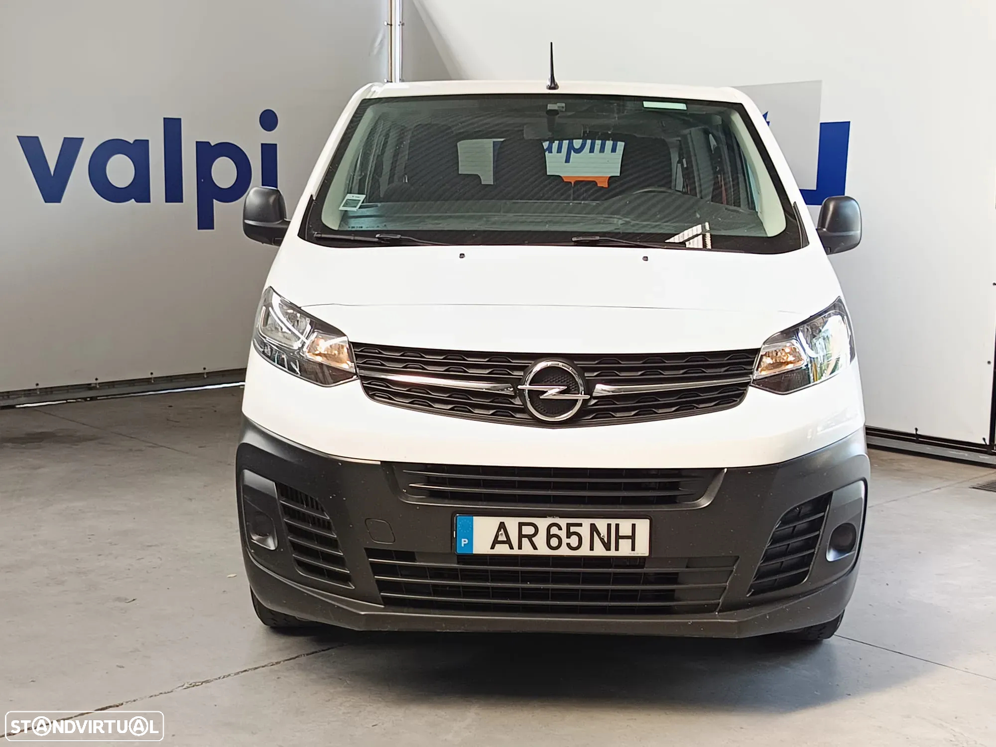 Opel Vivaro 1.5 CDTi L3H1 Essentia Inc - 4