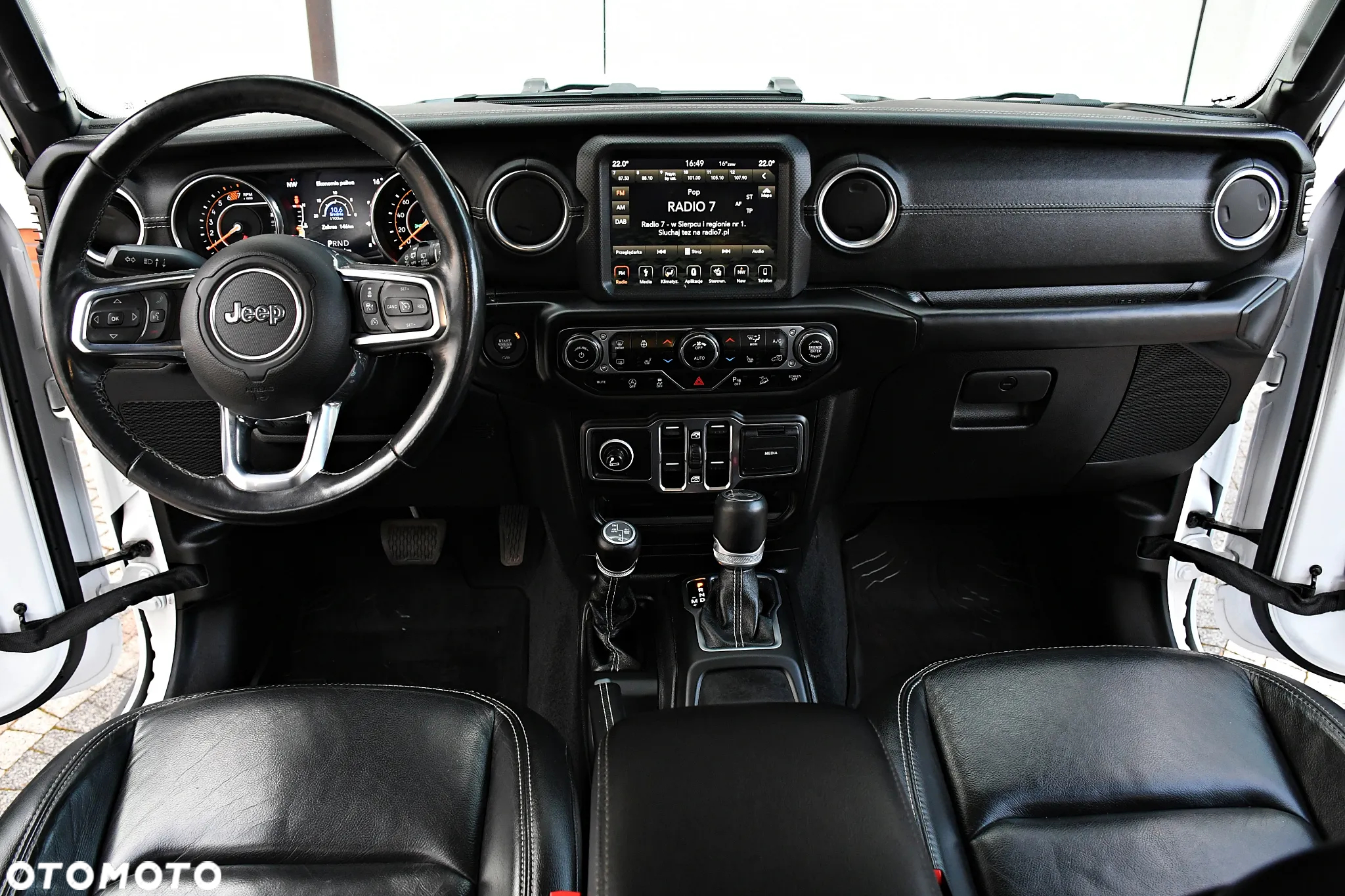 Jeep Wrangler Unlimited GME 2.0 Turbo Sahara - 27