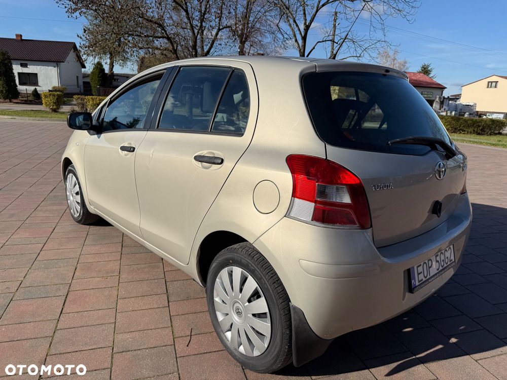 Toyota Yaris 1.33 Luna - 25