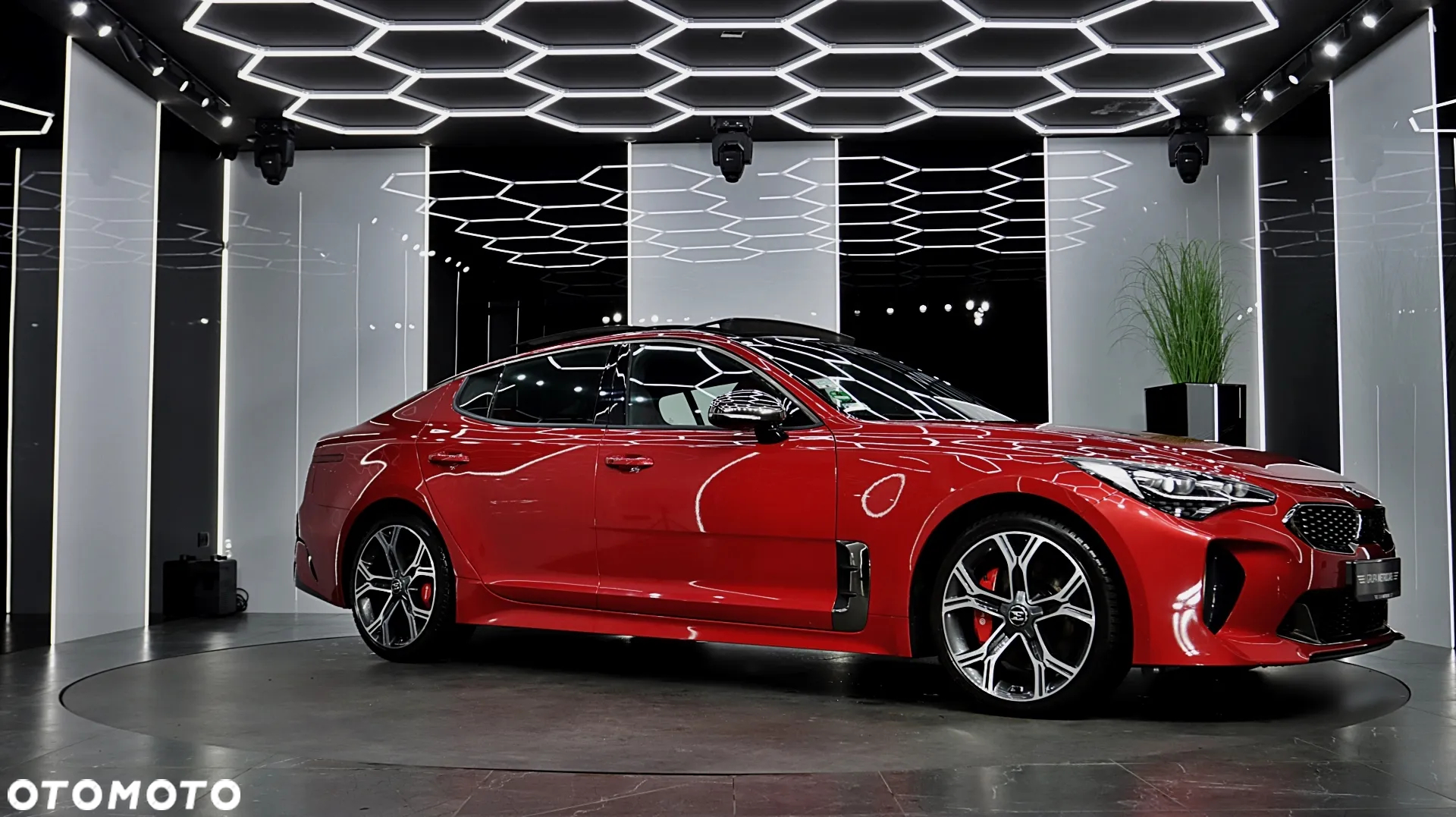 Kia Stinger 3.3 T-GDI V6 GT AWD - 13