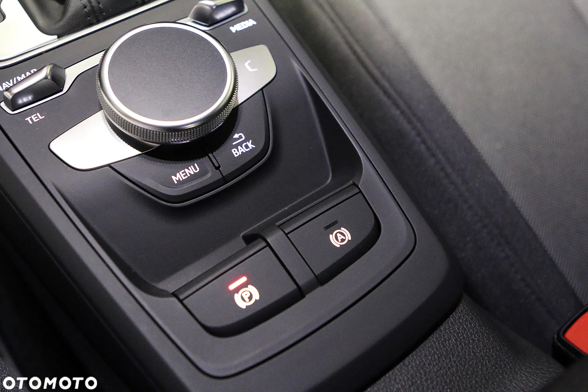 Audi Q2 35 TFSI S tronic - 25