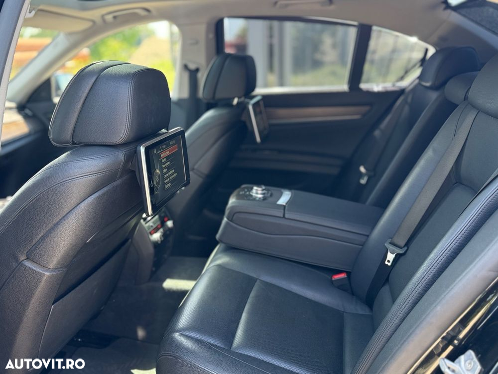 BMW Seria 7 740d xDrive Edition Exclusive - 9