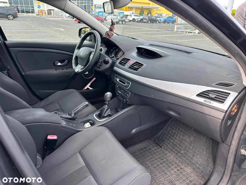 Renault Megane 1.6 16V Pack Authentique - 9