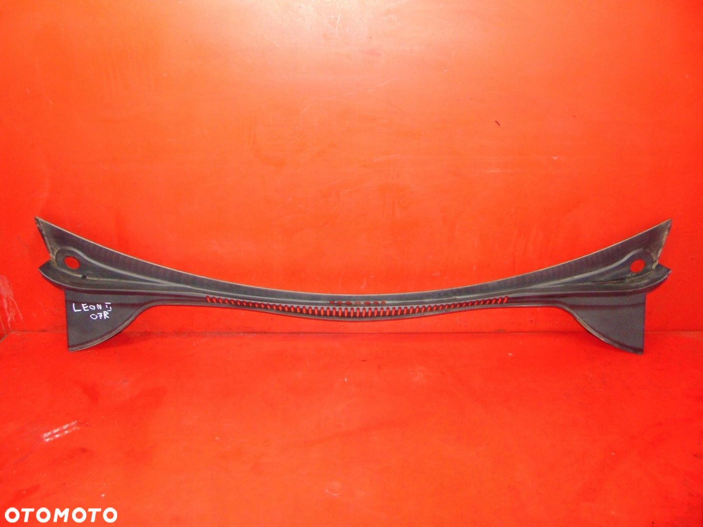 SEAT LEON II 1P PODSZYBIE PLASTIKOWE 1P0853185B - 1