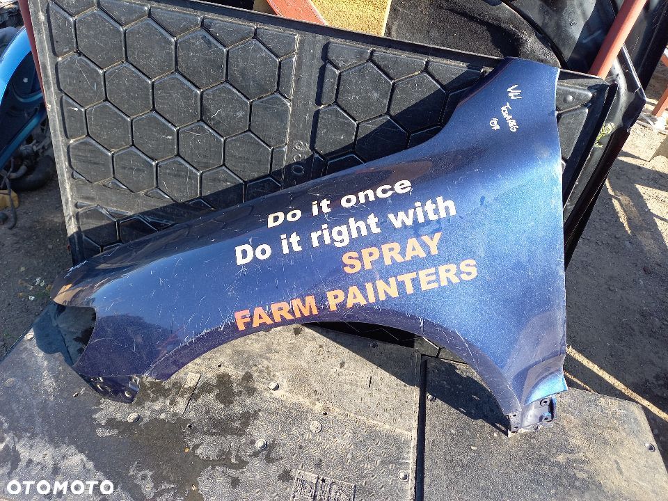 Błotnik lewy przód przedni Volkswagen Touareg 07r FL