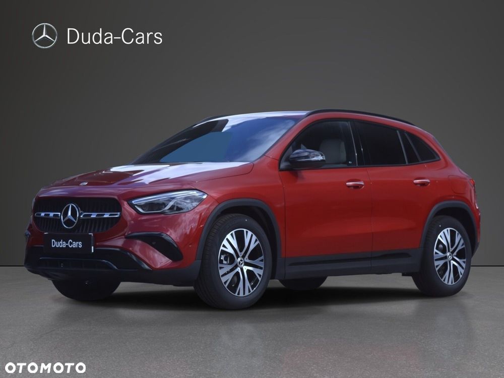 Mercedes-Benz GLA - 2