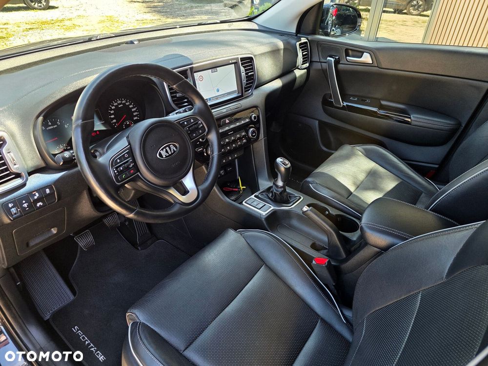 Kia Sportage - 10