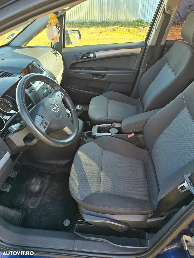 Opel Zafira 1.6 Edition - 10