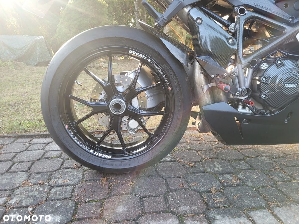 Ducati 848 - 9