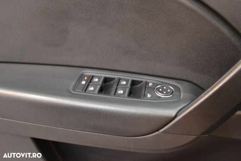 Renault Captur TCe 140 FAP Zen - 23