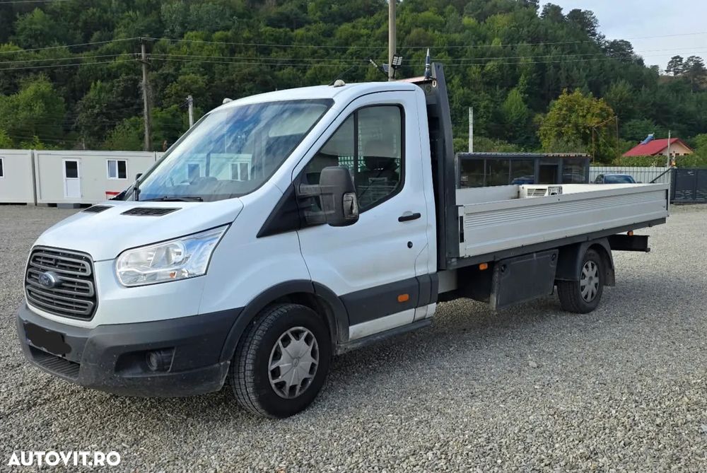 Ford Transit - 1