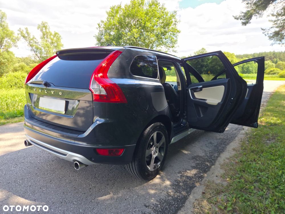 Volvo XC 60 D3 R-Design - 22