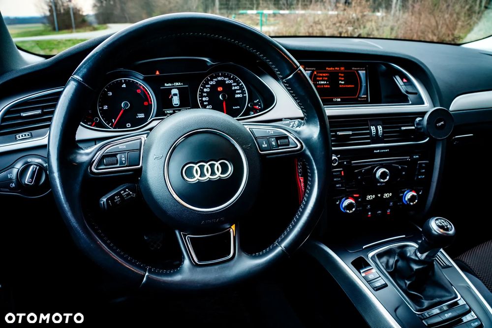 Audi A4 Allroad 2.0 TDI Quattro - 39