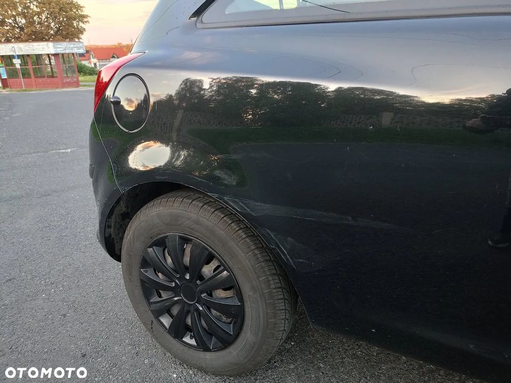 Opel Corsa 1.2 16V Enjoy - 17