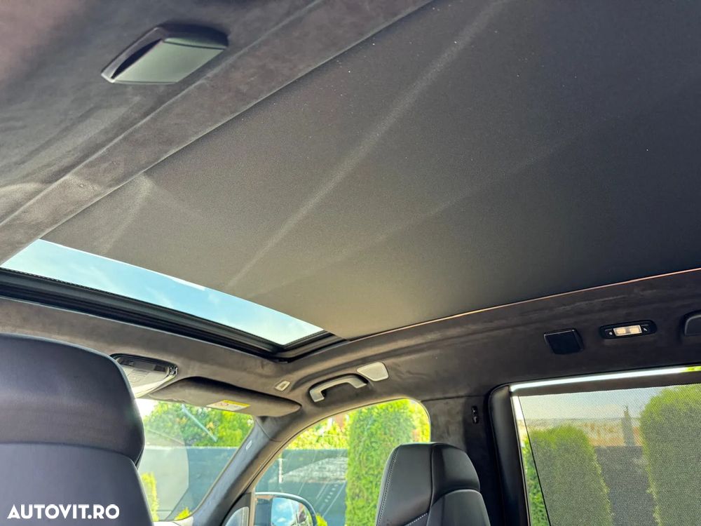 BMW X7 M60i xDrive AT MHEV - 10