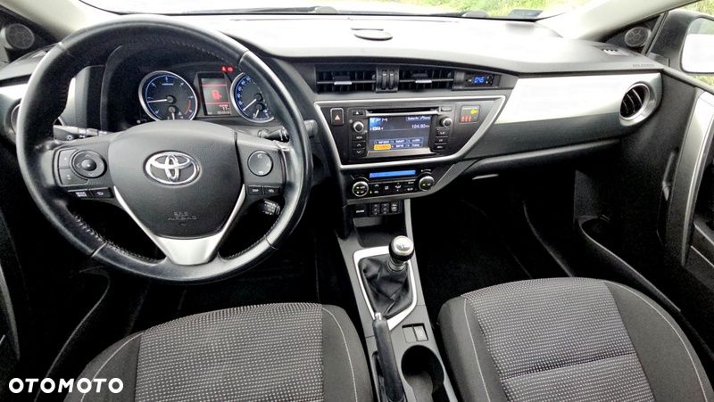 Toyota Auris 2.0 D-4D Comfort - 6