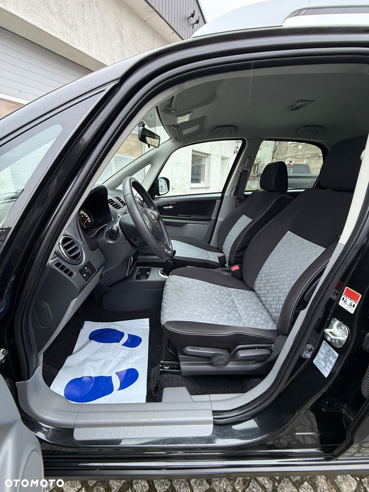 Suzuki SX4 1.6 VVT 4x4 Limited - 10