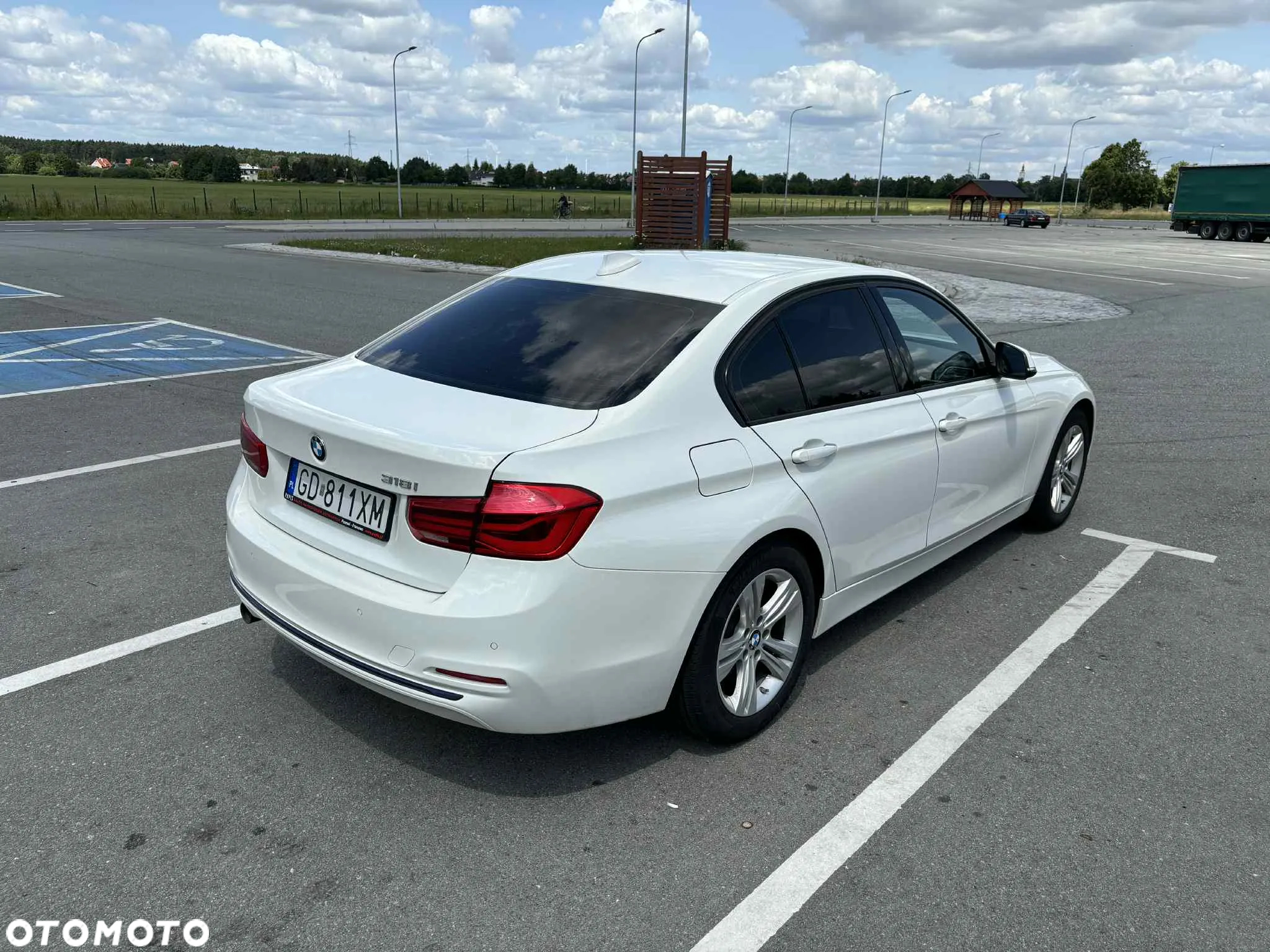 BMW Seria 3 318i Sport Line - 3