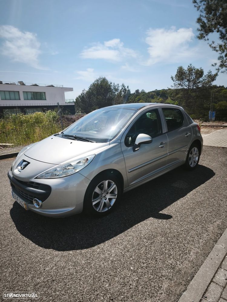 Peugeot 207 1.6 HDi 99g - 1