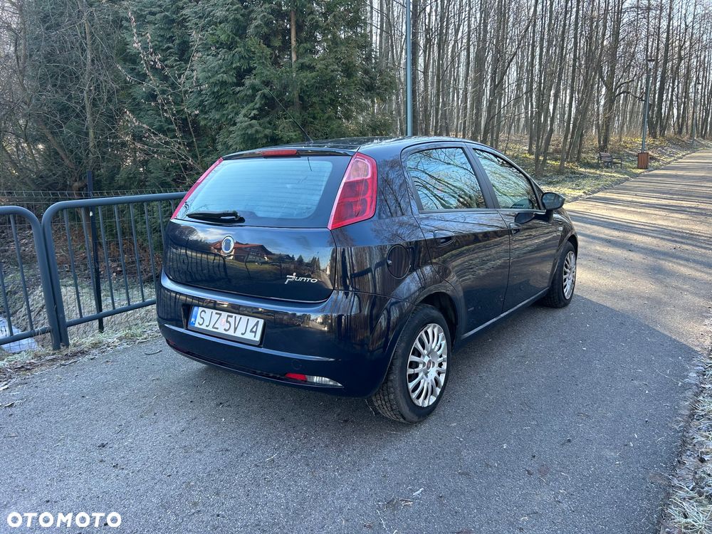 Fiat Grande Punto - 27