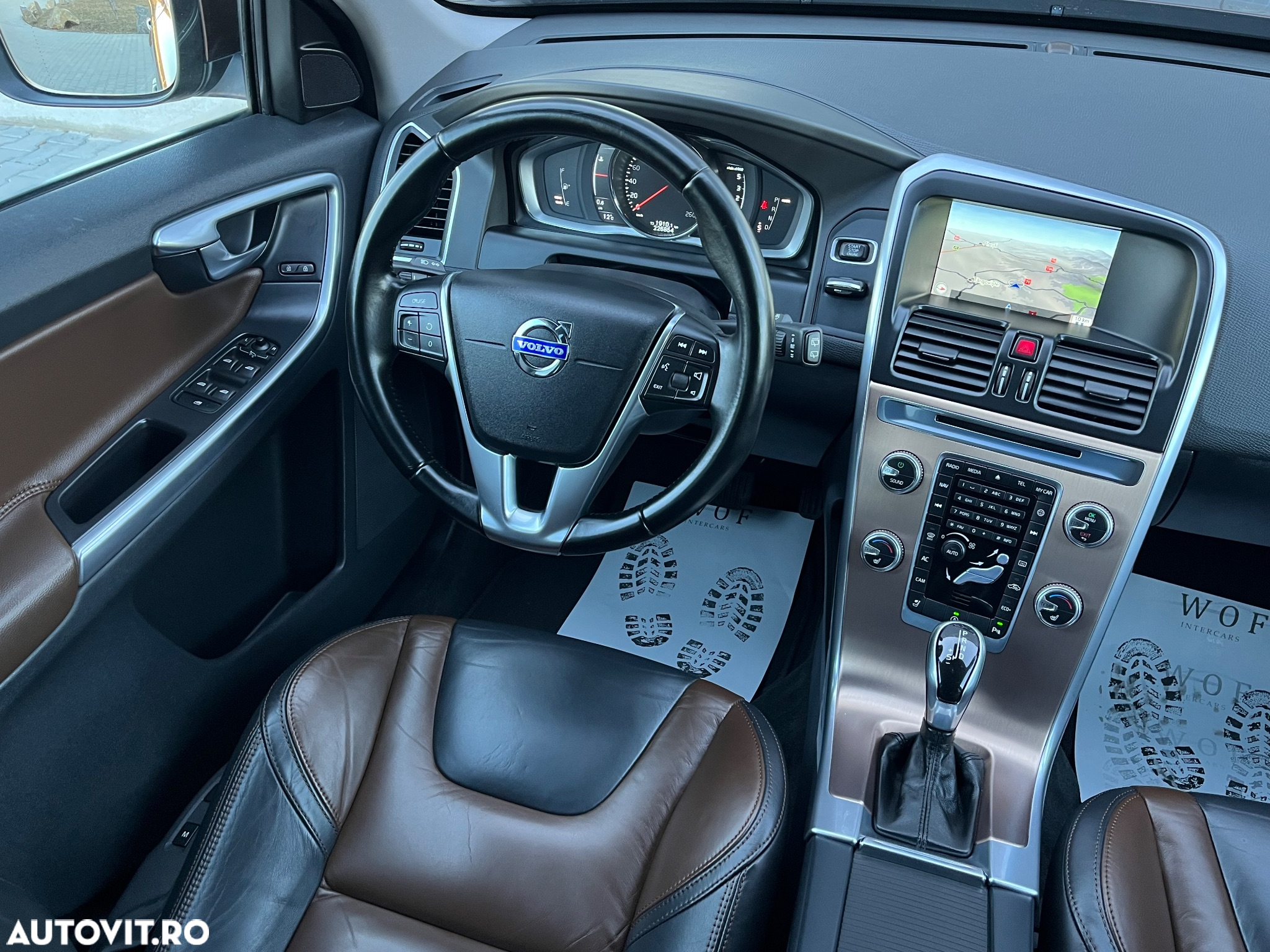 Volvo XC 60 D4 Geartronic Summum - 24