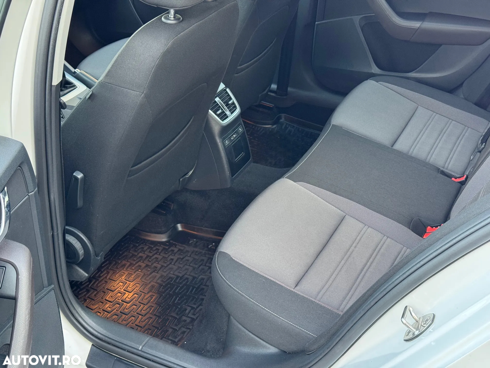 Skoda Octavia - 14