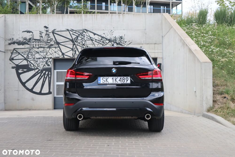 BMW X1 xDrive20i Advantage sport - 7