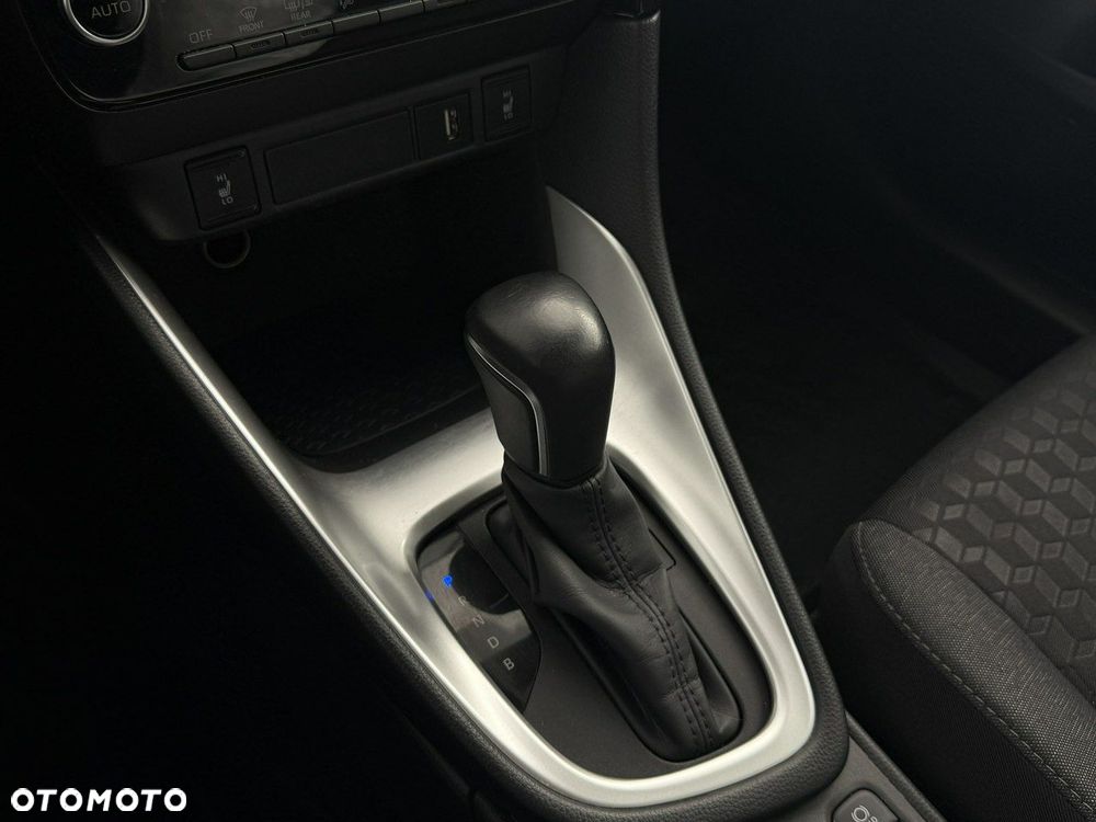 Toyota Yaris Hybrid 1.5 Comfort - 29
