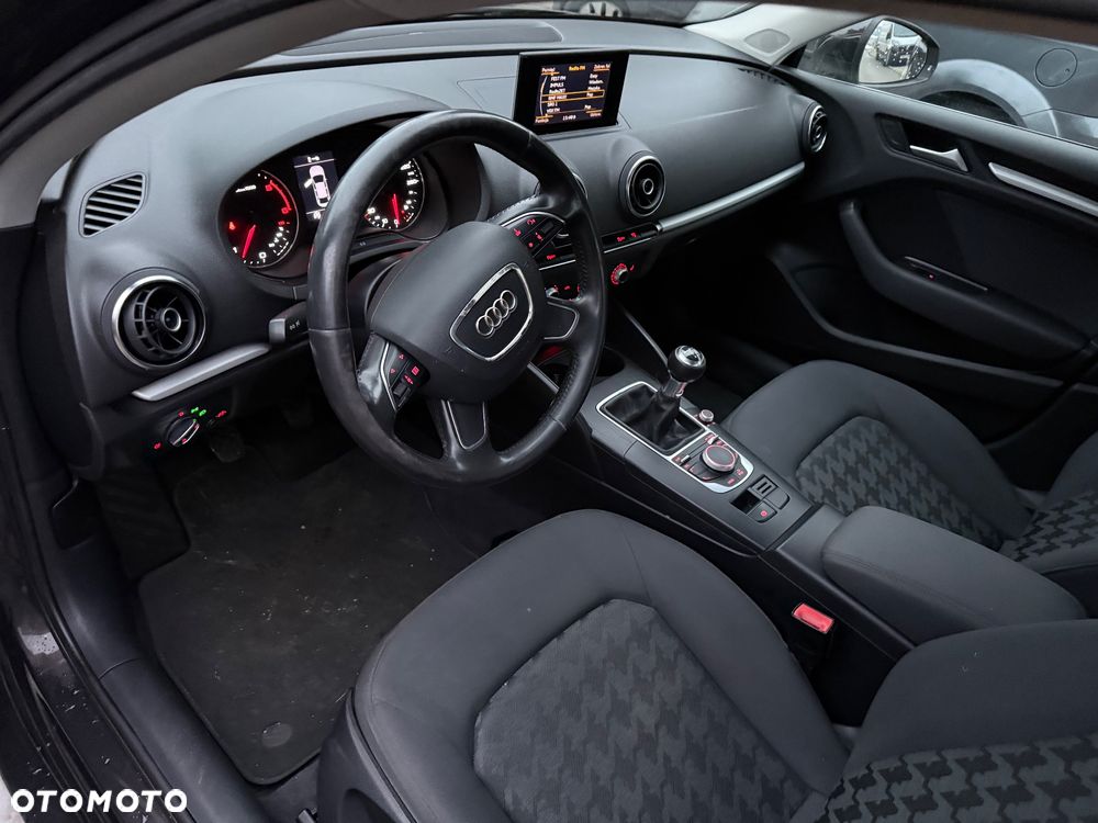 Audi A3 Limousine 1.6 TDI clean diesel Attraction - 13