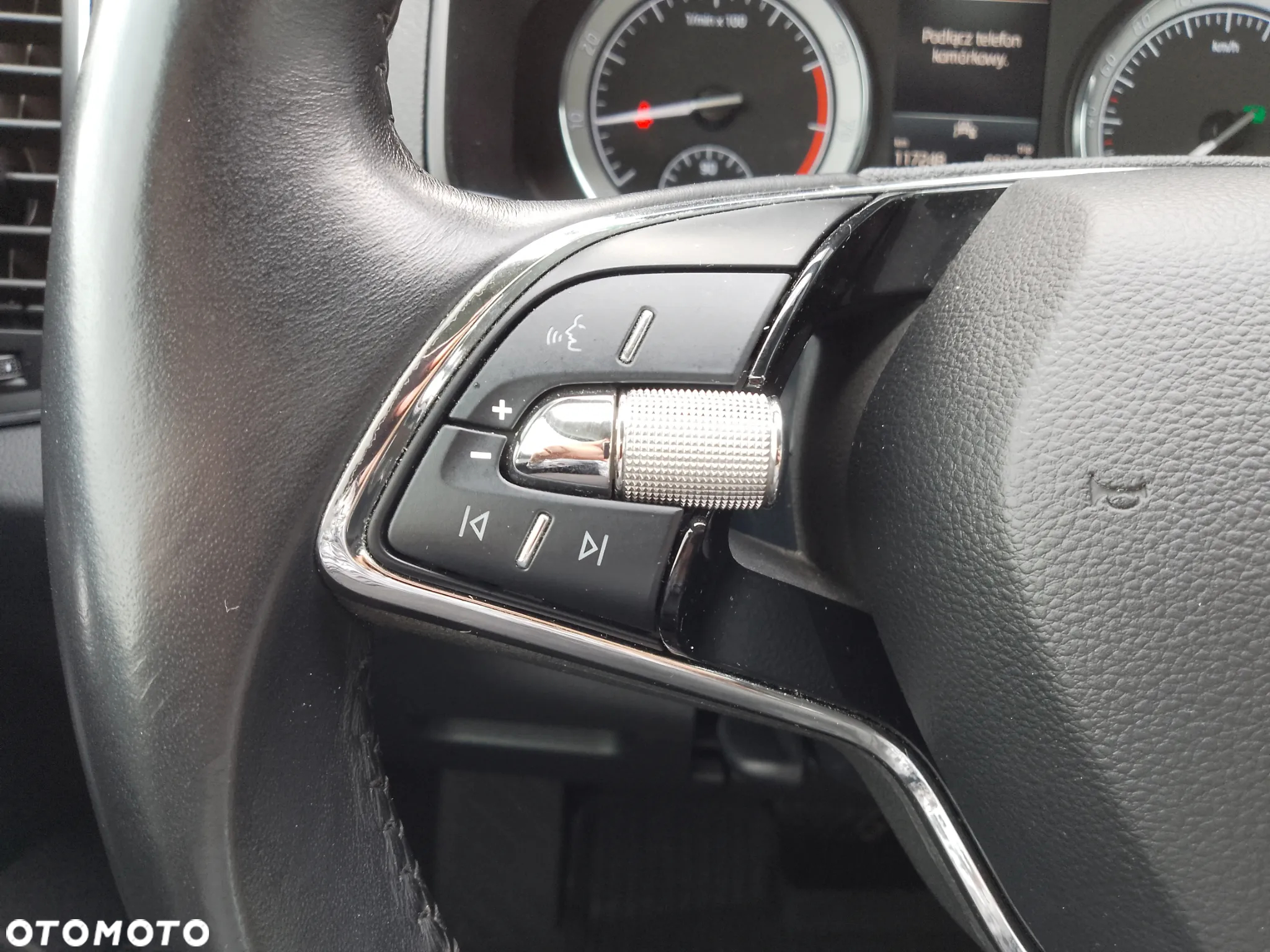 Skoda Karoq 1.5 TSI ACT 4x2 Ambition DSG - 21