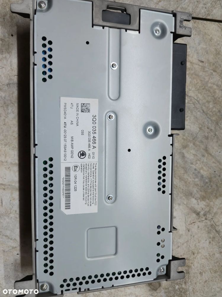 SKODA  SUPERB 3 III WZMACNIACZ AUDIO CANTON - 3
