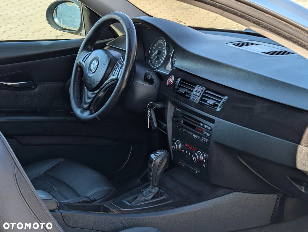 BMW Seria 3 325i - 27
