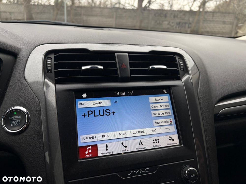 Ford Mondeo 2.0 Hybrid Titanium - 30