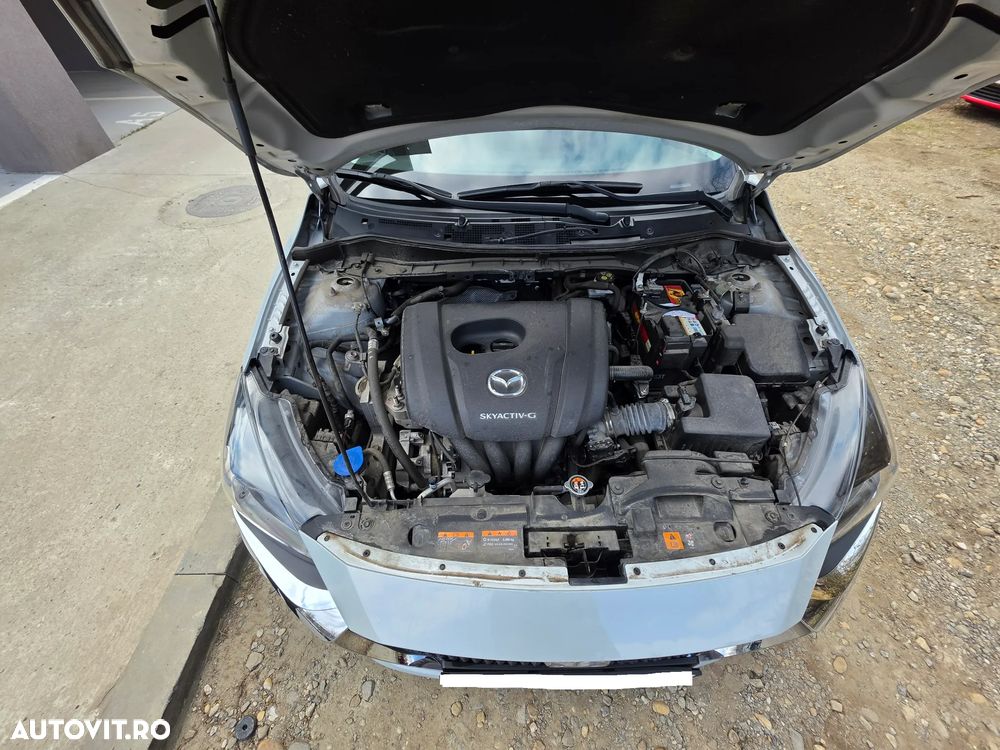 Mazda 2 G90 Takumi - 11