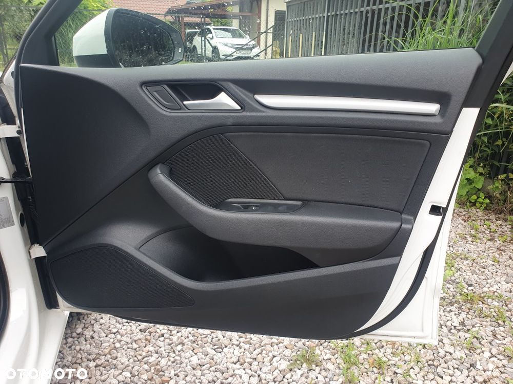 Audi A3 Sportback 1.5 TFSI S tronic - 11