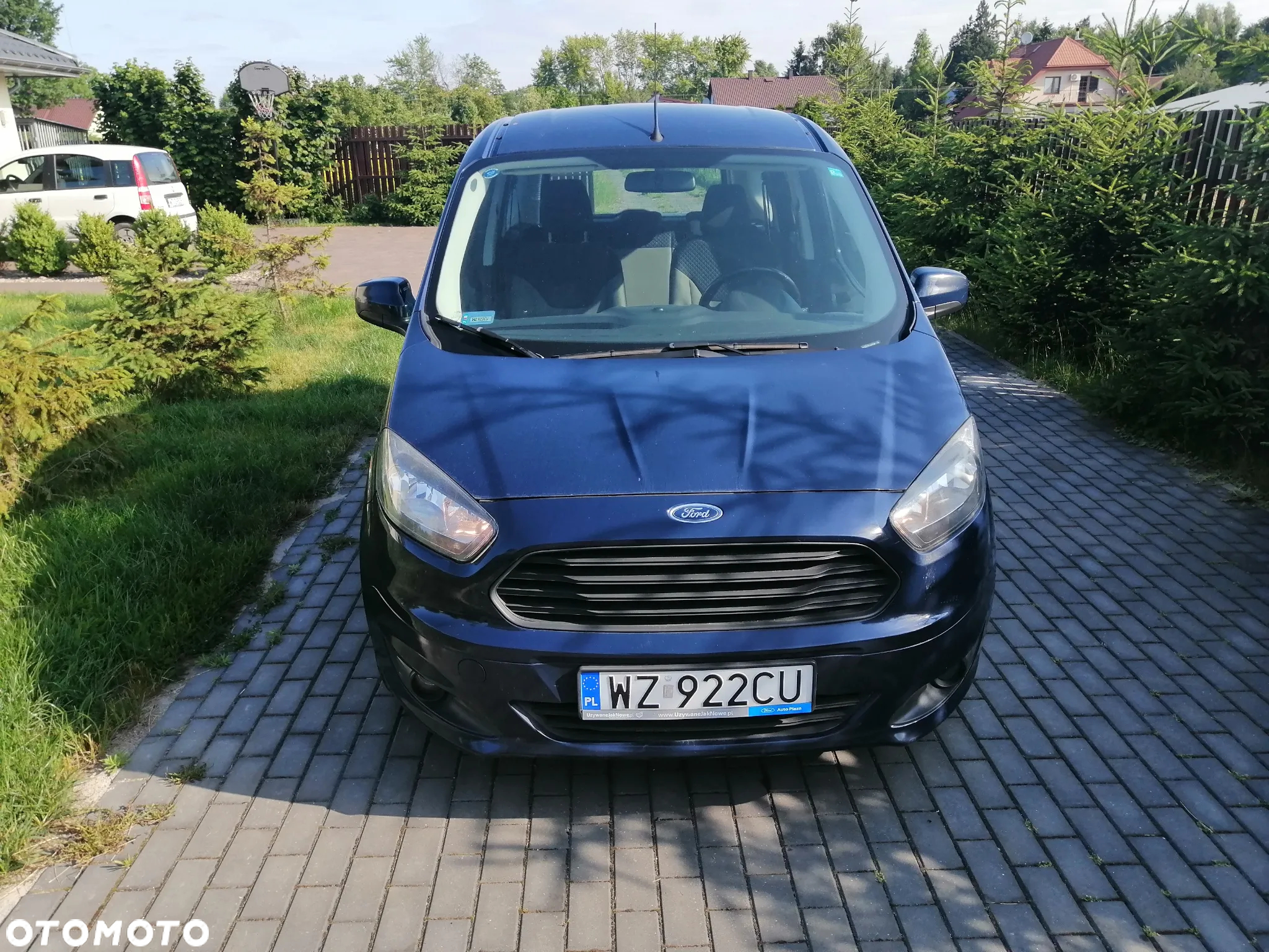 Ford Courier - 17