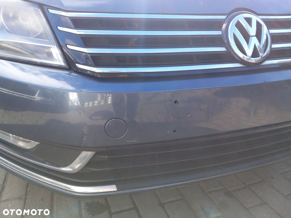 VW PASSAT B7 ZDERZAK PRZEDNI PRZÓD KOLOR: LK7X - 8