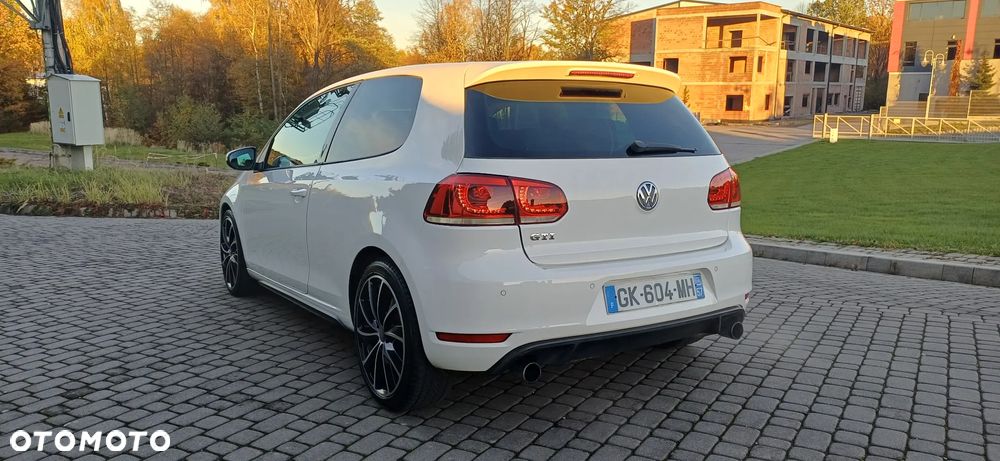 Volkswagen Golf 2.0 GTI - 7