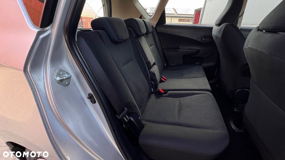 Toyota Verso S 1.33 VVT-i Cool - 33