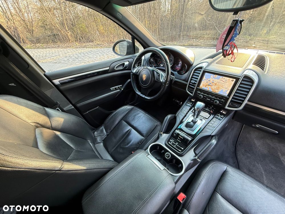Porsche Cayenne Tiptronic S - 9