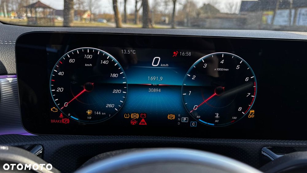 Mercedes-Benz CLA - 15