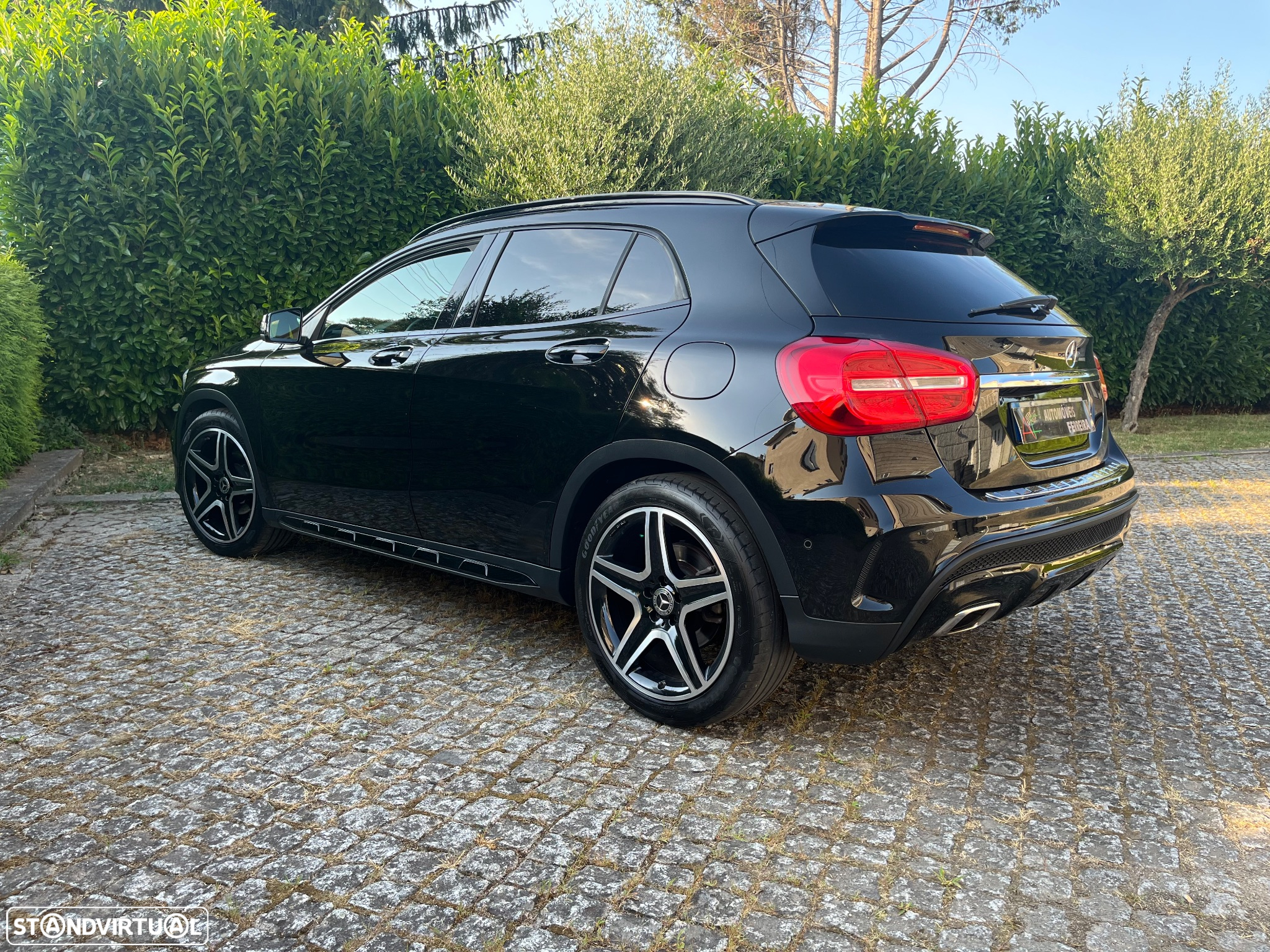 Mercedes-Benz GLA 200 CDi AMG Line - 13