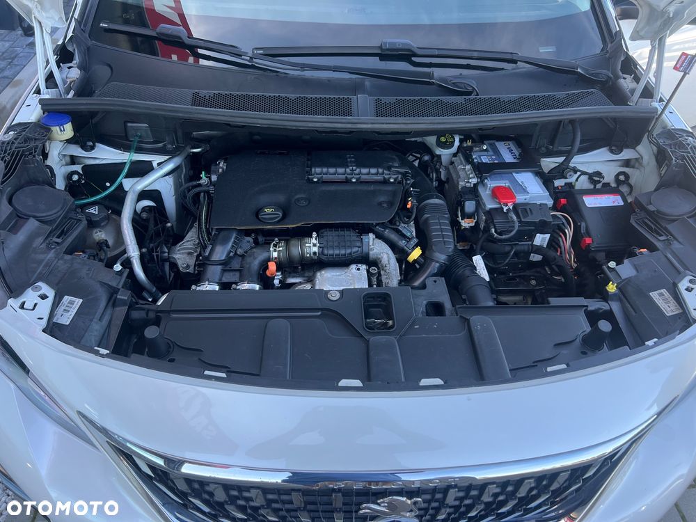 Peugeot 3008 1.6 BlueHDi Allure S&S EAT6 - 39