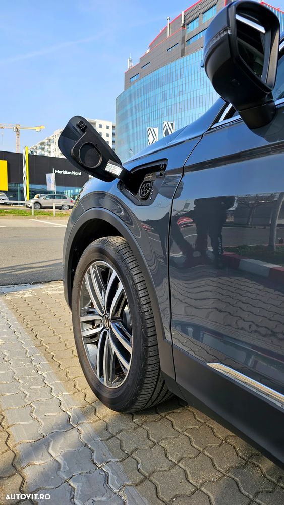 Volkswagen Tiguan ver-1-4-ehybrid-opf-elegance - 8
