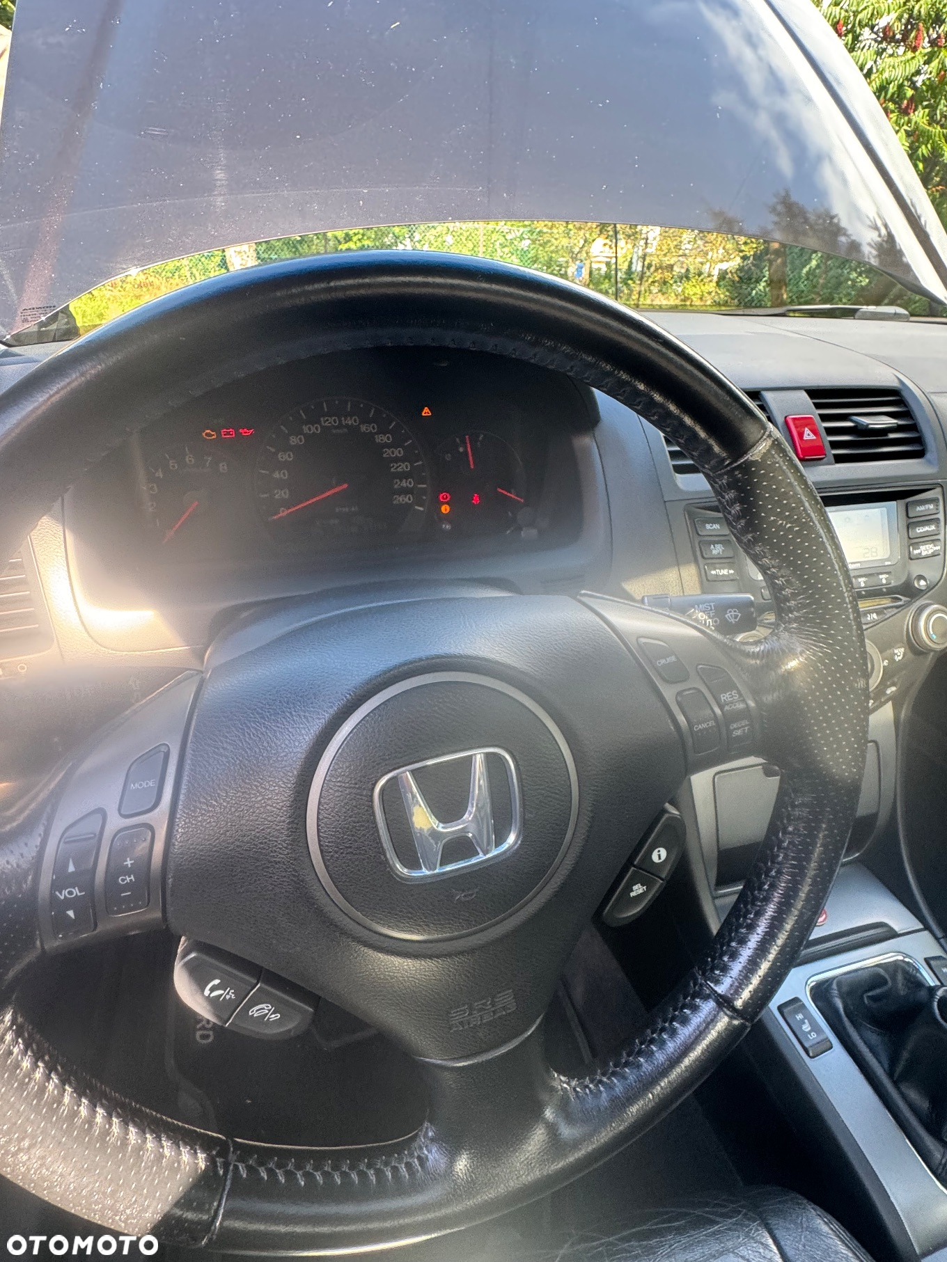 Honda Accord 2.0 Executive - 11